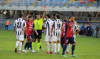 Samb-Ascoli: squalificati i bianconeri Menna e Rizzo Pinna, inibito il team manager rossoblù Marzetti